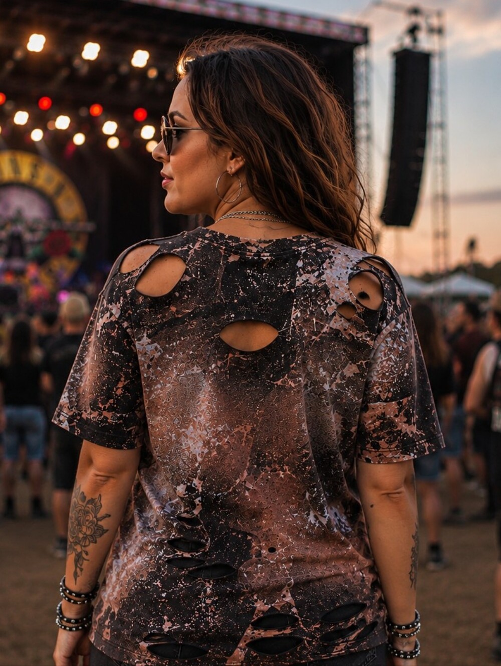 Guns N Roses Tshirt Upcycled Distressed Vintage Short Sleeve Tee XL - Picture 4 of 10